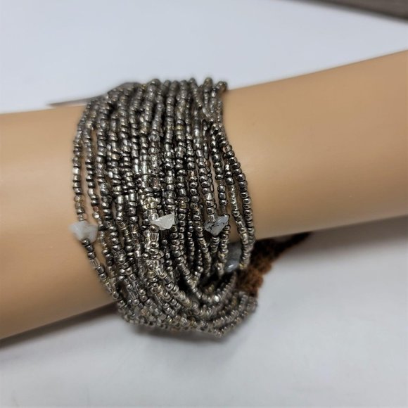 25 Strand Beaded Bracelet Crocheted Ends Boho Styl - Picture 9 of 9